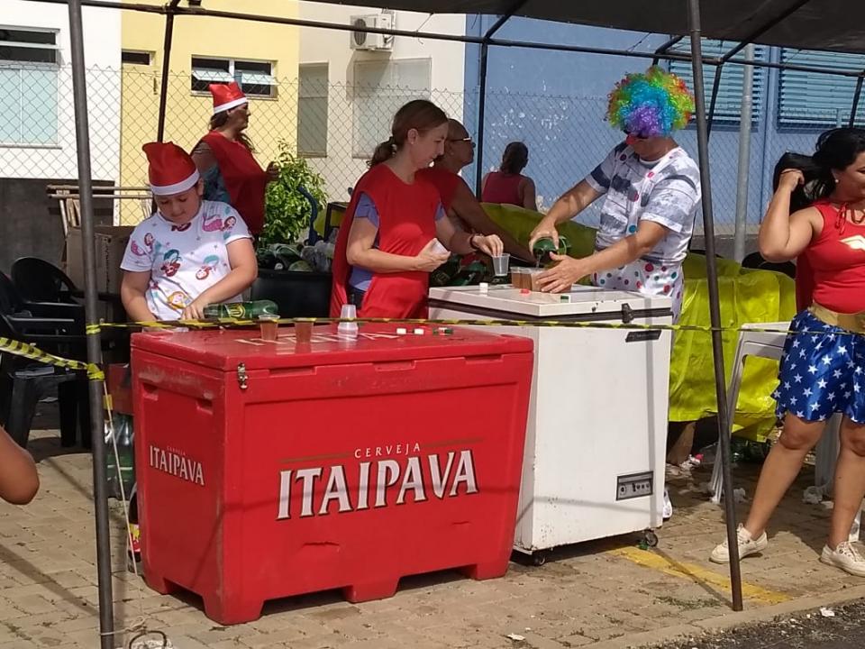 Foto 9 de 17 — Campanha do Grupo 'Por Mais Sorrisos' busca doações para realizar festa para crianças de Araraquara